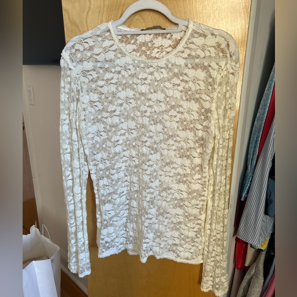 ZARA white lace top. size M. Excellent condition. Never worn